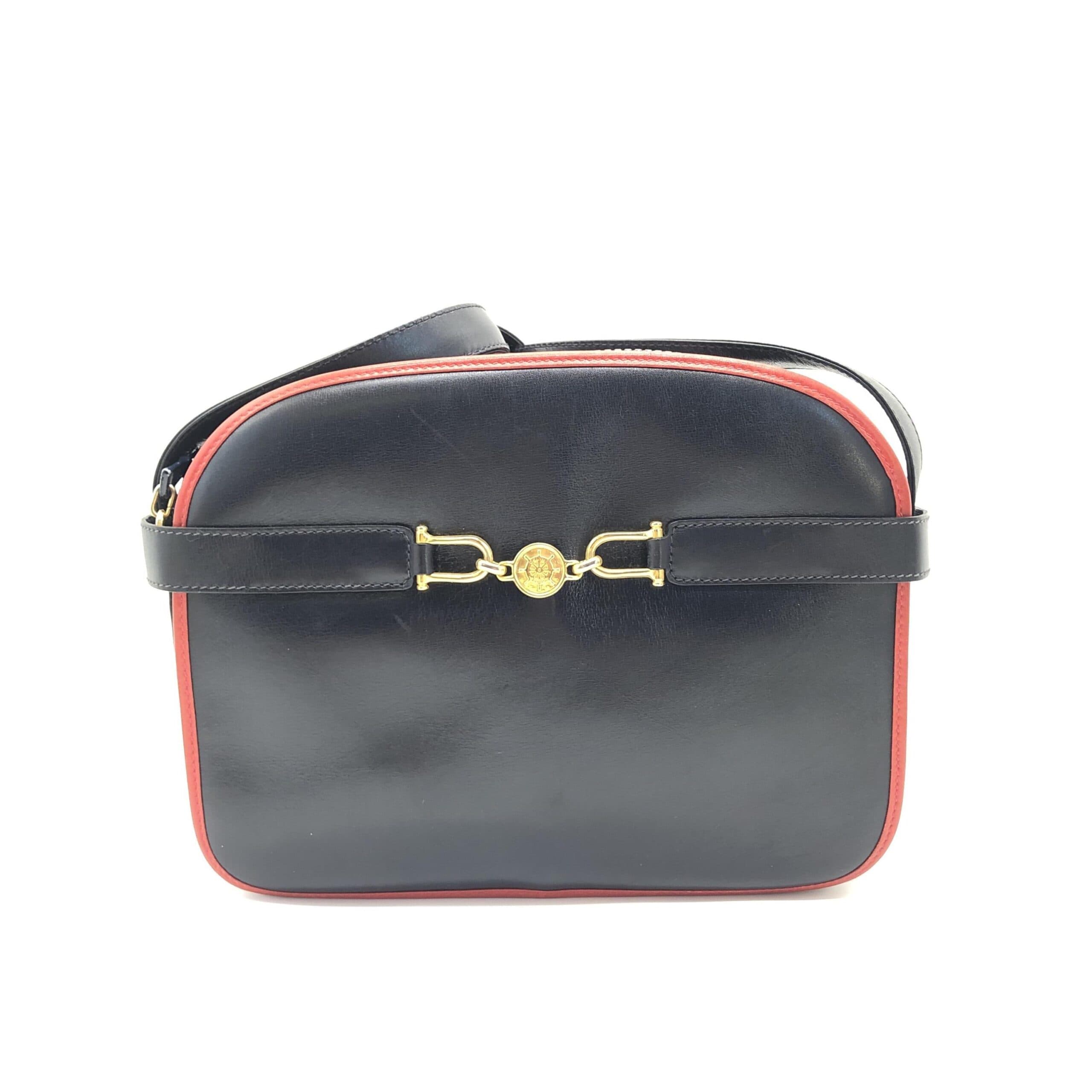 Celine CELINE Shoulder Bag Carriage Hardware Gold Leather Women's Black (Pre-Owned)